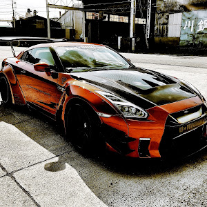 NISSAN GT-R