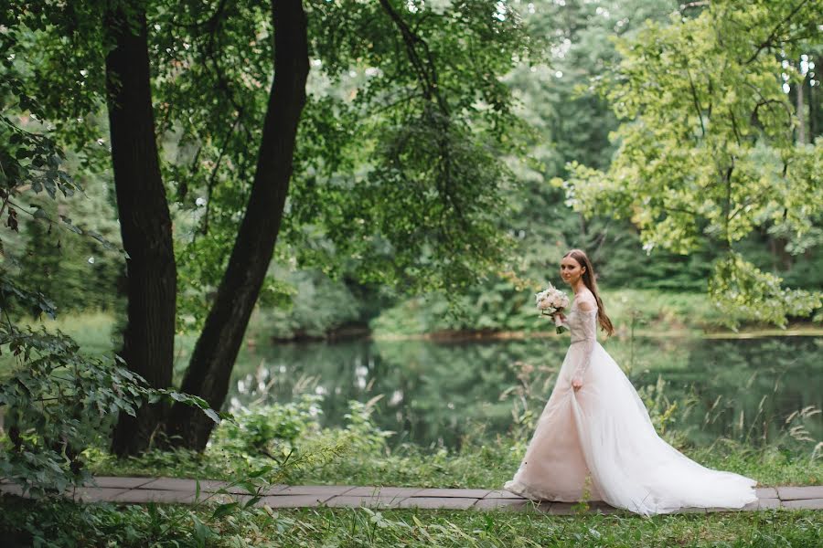 Fotógrafo de bodas Lesya Oskirko (lesichka555). Foto del 18 de marzo 2018