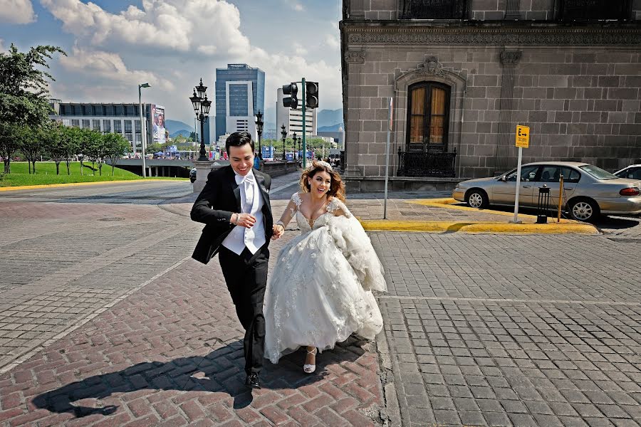 Fotografo di matrimoni Carlos Montaner (carlosdigital). Foto del 9 maggio 2018