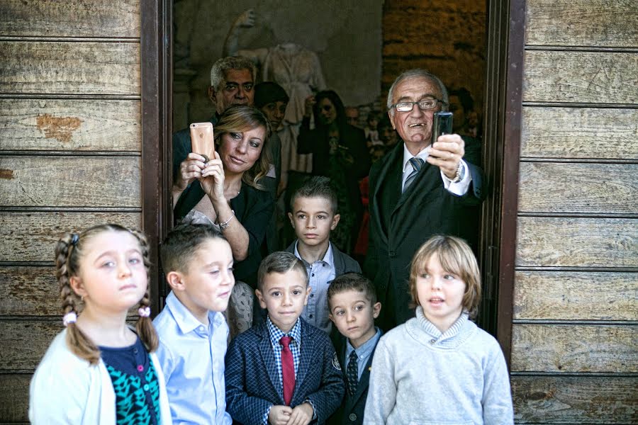 Fotógrafo de casamento Paolo Giovannini (annabellafoto). Foto de 2 de março 2017