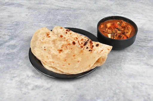 Veg Curry With Paratha Combo [2 Pieces]