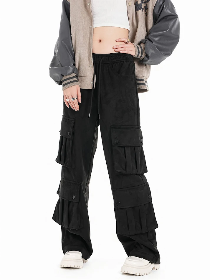 Pantalones Rectos Anchos Casuales para Hombre Estilo Holgado, Comodidad y Libertad de Movimiento. Perfectos para un Look Relajado y Moderno.