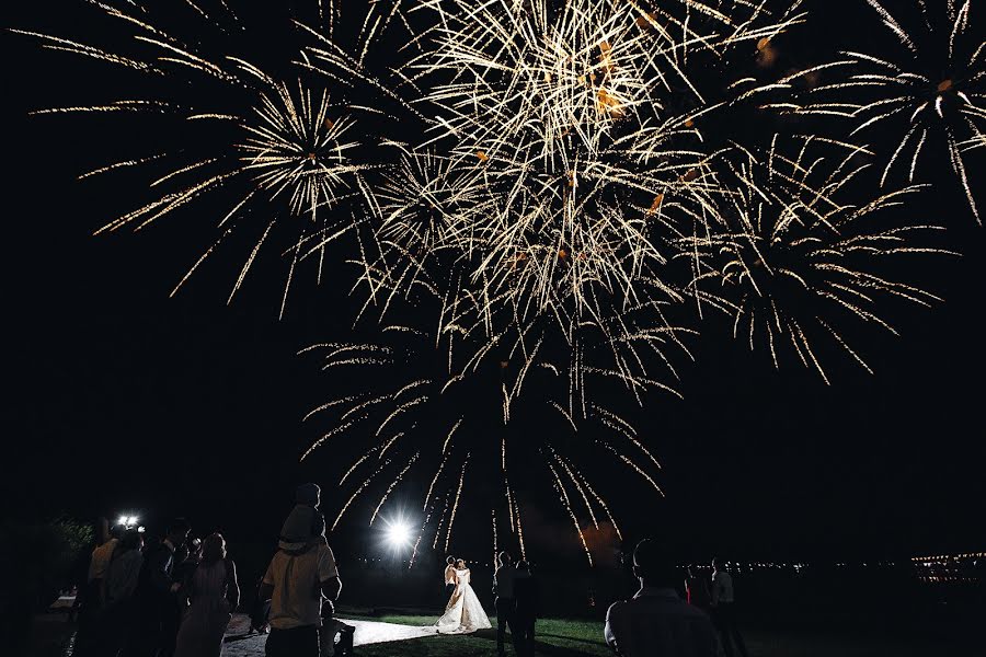 Fotografo di matrimoni Lena Valena (valena). Foto del 15 agosto 2017