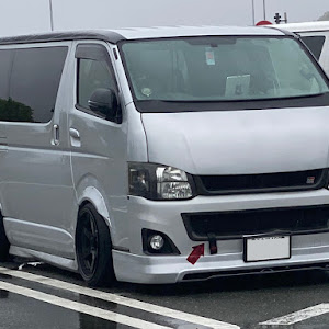 ハイエースバン