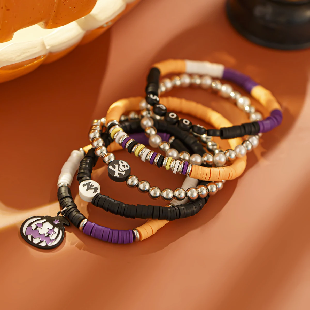 Title 30, Eenvoudige kristallen armband met vleermuis, vo...