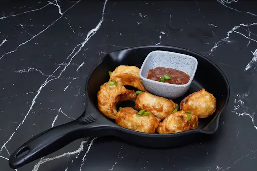 Paneer Deep Fried Momos