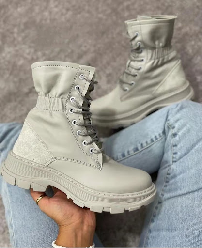 Title 2, Womens Winter Round Toe Mid-tube Solid Color V...