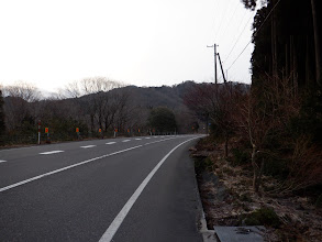 暫くは車道を歩く