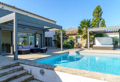 House with pool and terrace 1