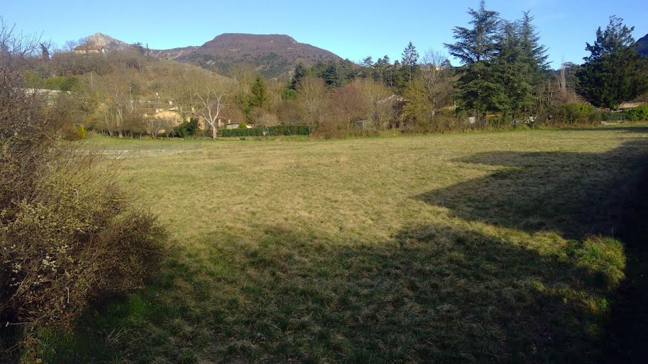 Vente terrain  1989 m² à Sisteron (04200), 150 000 €