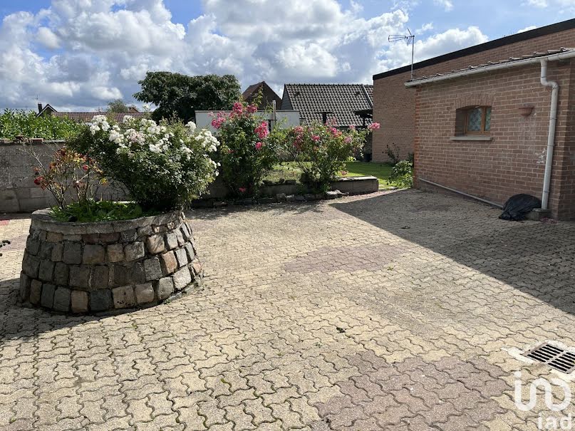 Vente maison 6 pièces 160 m² à Lieu-Saint-Amand (59111), 218 000 €