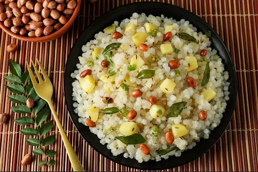 Sabudana Khichdi With Dahi