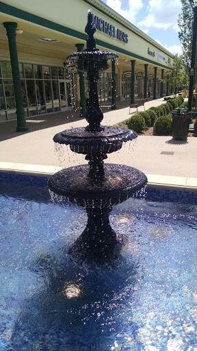 Tanger Outlet Fountain A