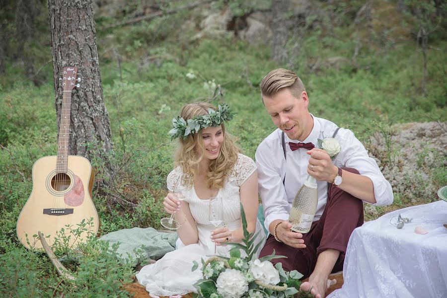 Photographe de mariage Madeleine Lindh (cochisefotografi). Photo du 30 mars 2019