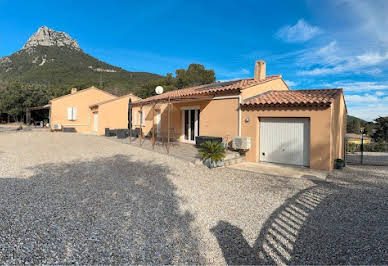 Maison avec piscine et terrasse 16