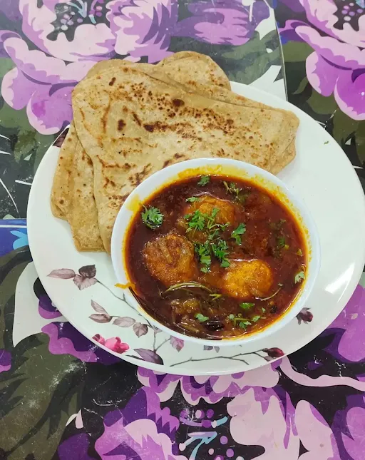 Plain Paratha [3 Layer] With Egg Curry [2 Eggs]