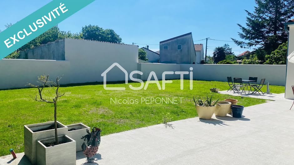 Vente maison 4 pièces 140 m² à Etaules (17750), 599 000 €