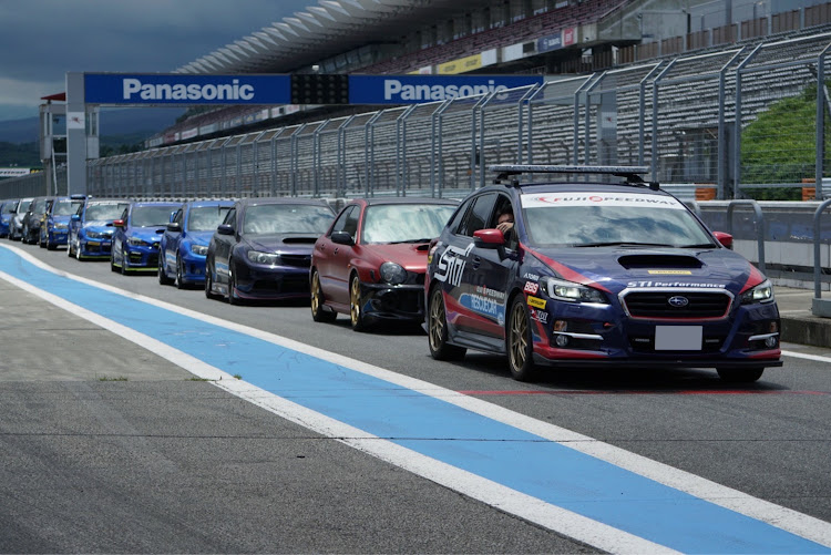 インプレッサ WRX STIのオフ会参加・富士スピードウェイ・FSW体験走行に関するカスタム事例の投稿画像5枚目