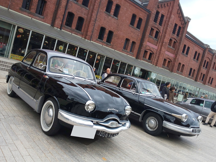 RX-7のFC3S・ミッチー撮り・れっどさん、ありがとう🤗・横浜赤レンガ倉庫・ヒストリックカーデイに関するカスタム事例の投稿画像13枚目