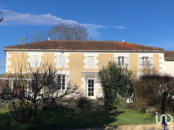 maison à Germignac (17)