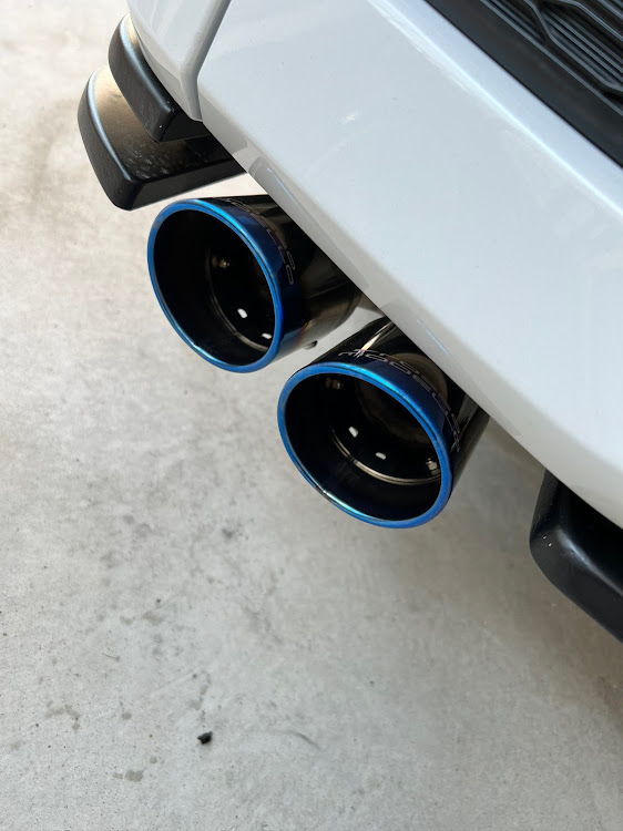 ステップワゴンスパーダの斜め前・DIY・車高調整・週末の過ごし方・オーナーも分からない変化に関するカスタム事例の投稿画像7枚目