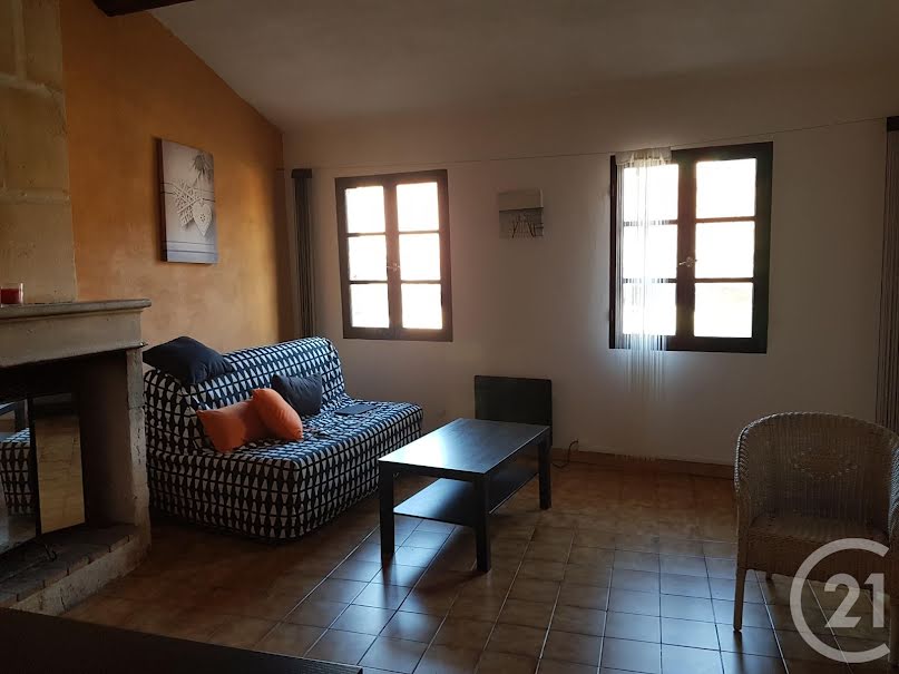 Location meublée appartement 1 pièce 34 m² à Tarascon (13150), 480 €