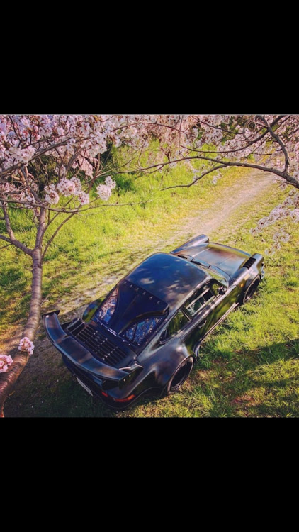 930カレラの桜と愛車・#さくら・#サクラ・サクラと愛車・サクラコラボに関するカスタム事例の投稿画像1枚目