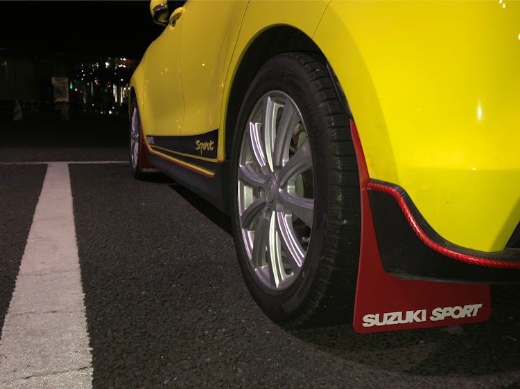スイフトスポーツのケンジさんが投稿したカスタム事例の投稿画像3枚目