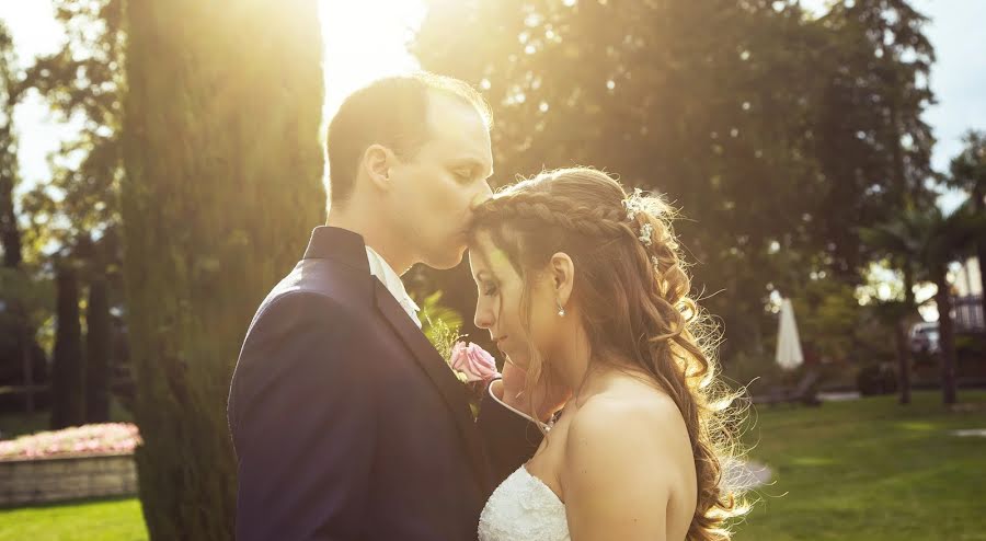 Fotografo di matrimoni Marco Meneghini (meneghini). Foto del 9 marzo 2019