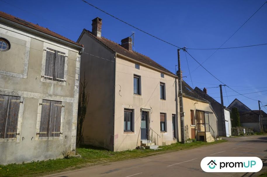 Vente maison 4 pièces 97 m² à Saint-Sauveur-en-Puisaye (89520), 90 000 €