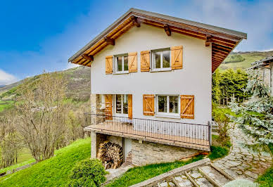 Chalet with panoramic view and terrace 2