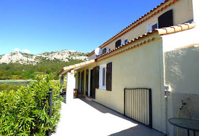 Villa with pool and terrace 18