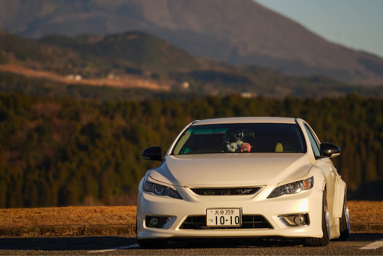 マークXのモゲリスタ・Vertiga・おんせん県・VERZ-WHEELS・あけましておめでとうございますに関するカスタム事例の投稿画像2枚目