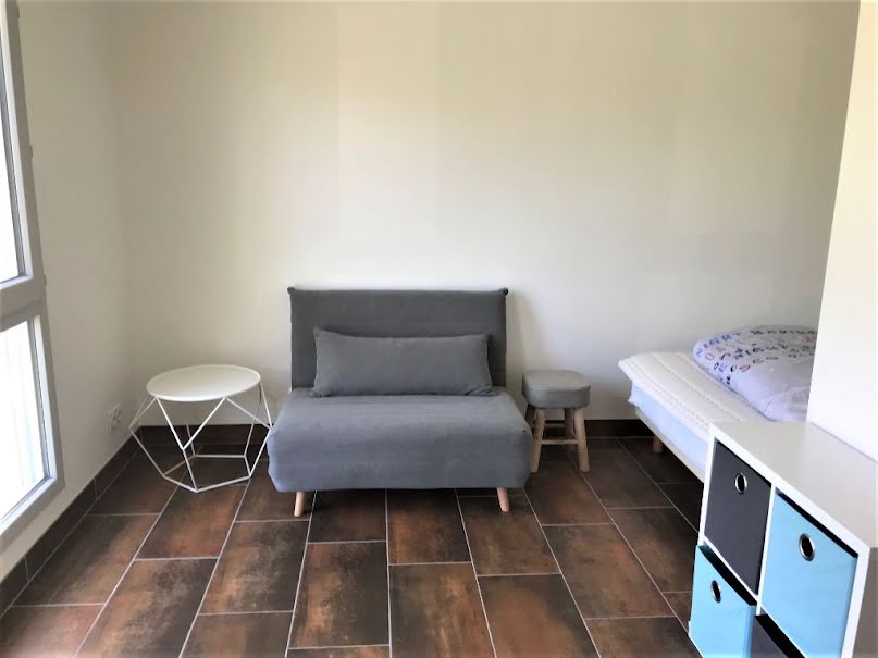 Location meublée appartement 1 pièce 27 m² à Albi (81000), 450 €