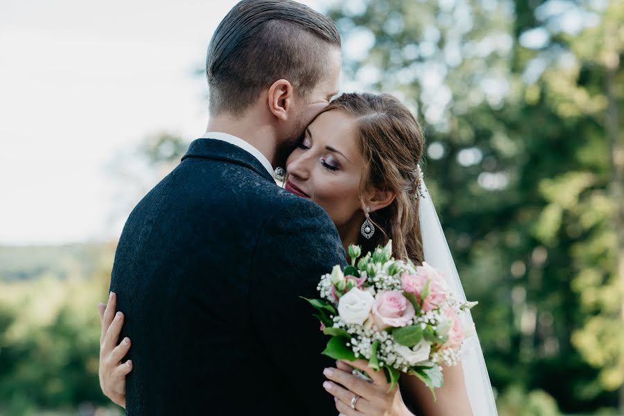 Nhiếp ảnh gia ảnh cưới Saskia Stolzlechner (sstolzlechner). Ảnh của 11 tháng 5 2019