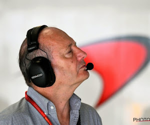 Zak Brown remplace Ron Dennis à la tête de McLaren