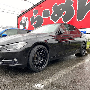 3シリーズ セダン 320d