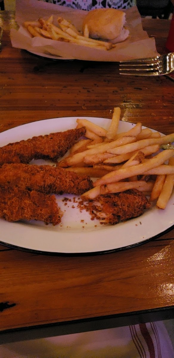 Gluten-Free Fried Chicken at Lucille's Kitchen