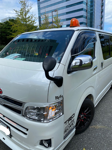 ハイエース の作業車 覆面パトカー 洒落屯車 福岡都市高速道路 錆び錆びやんに関するカスタム メンテナンスの投稿画像 車のカスタム情報はcartune