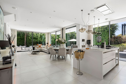 Villa avec piscine et terrasse 4