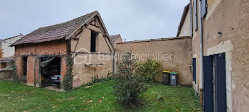 maison à Saint-Amand-Montrond (18)