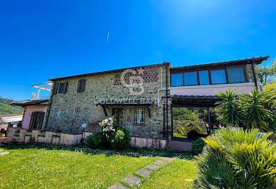 Villa with pool and terrace 3