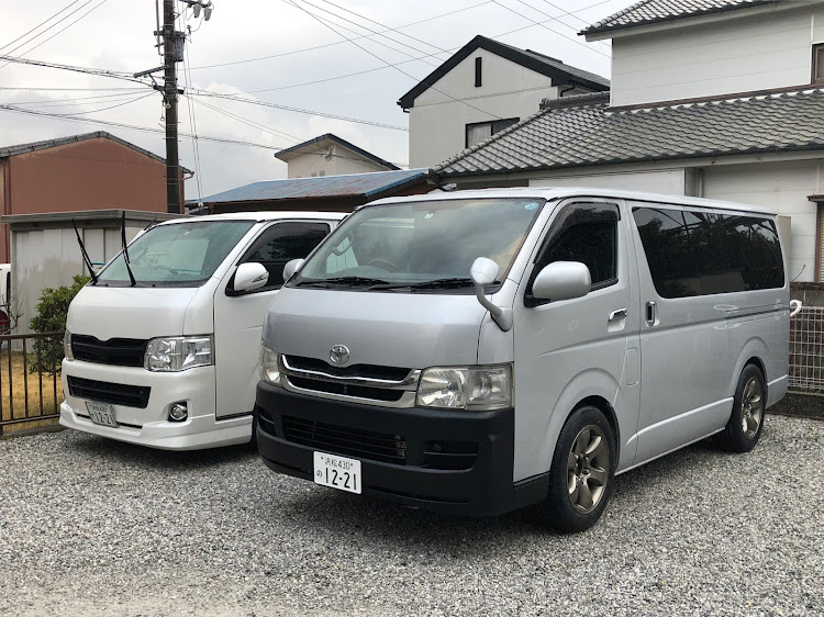 ハイエースバンのおじさんさんが投稿したカスタム事例の投稿画像1枚目