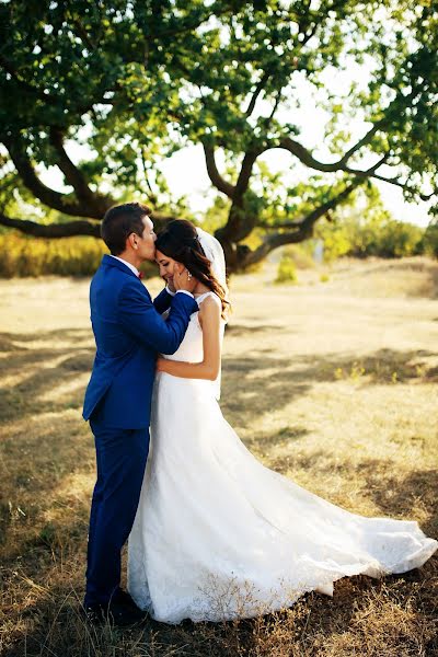 Fotografo di matrimoni Anna Kolodina (kolodina). Foto del 2 novembre 2014