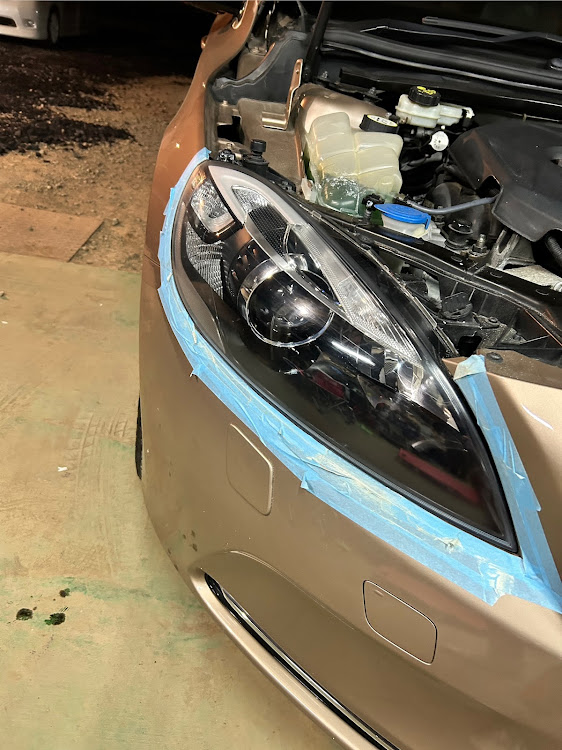 V40のDIY・LUAS・LED・ヘッドライトLED化・ヘッドライト磨きに関するカスタム事例の投稿画像5枚目