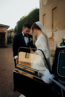 結婚式の写真家Tania Calini (taniacalini)。2月28日の写真