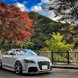 TT RS クーペ プラスクーペ