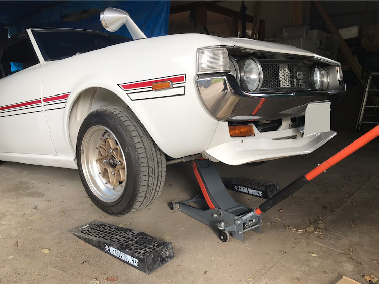 セリカの旧車・ダルマセリカ・ドライブレコーダーに関するカスタム事例の投稿画像3枚目