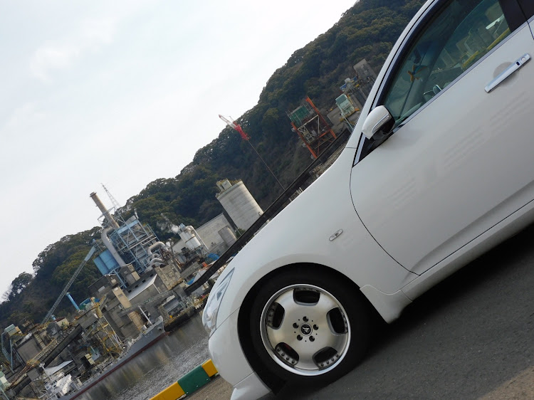 スカイラインのセダン好きと繋がりたい・カメ活・高知・車好きと繋がりたいに関するカスタム事例の投稿画像3枚目