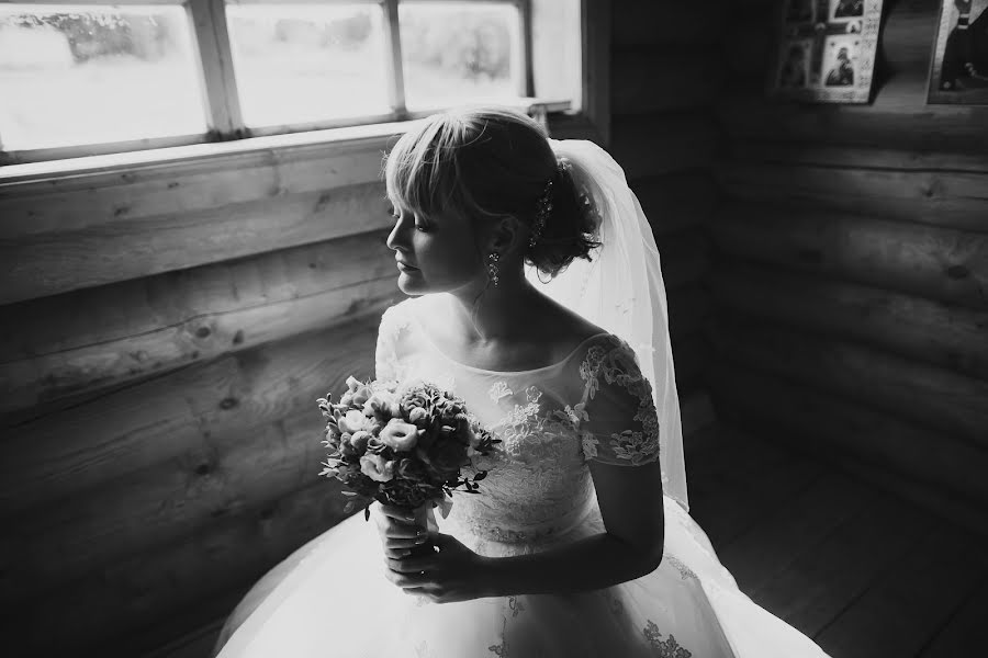 Wedding photographer Tatyana Kugusheva (tania). Photo of 2 March 2016